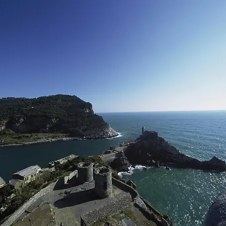 Inviting Holiday With Terrace Garden Furniture Bbq Rio (La Spezia)