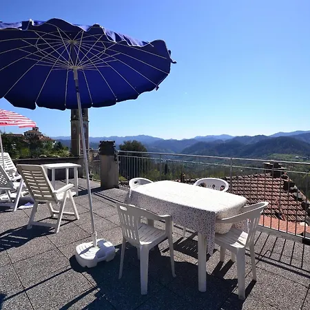 Casa vacanze Inviting With Terrace, Garden Furniture, Bbq Rio (La Spezia)